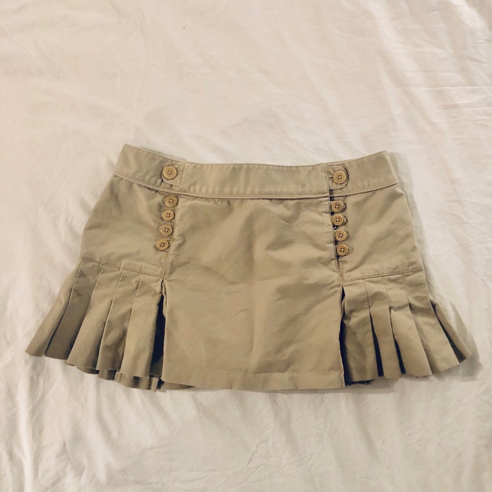 Preppy schoolgirl Juicy khaki pleated mini skirt